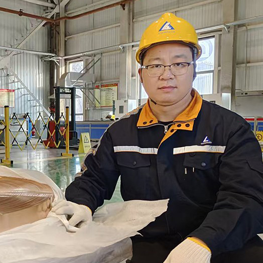 122cc太阳集成科学院零部件创新中心一级钻研员 王虎 122cc太阳集成游戏(中国)有限公司官网